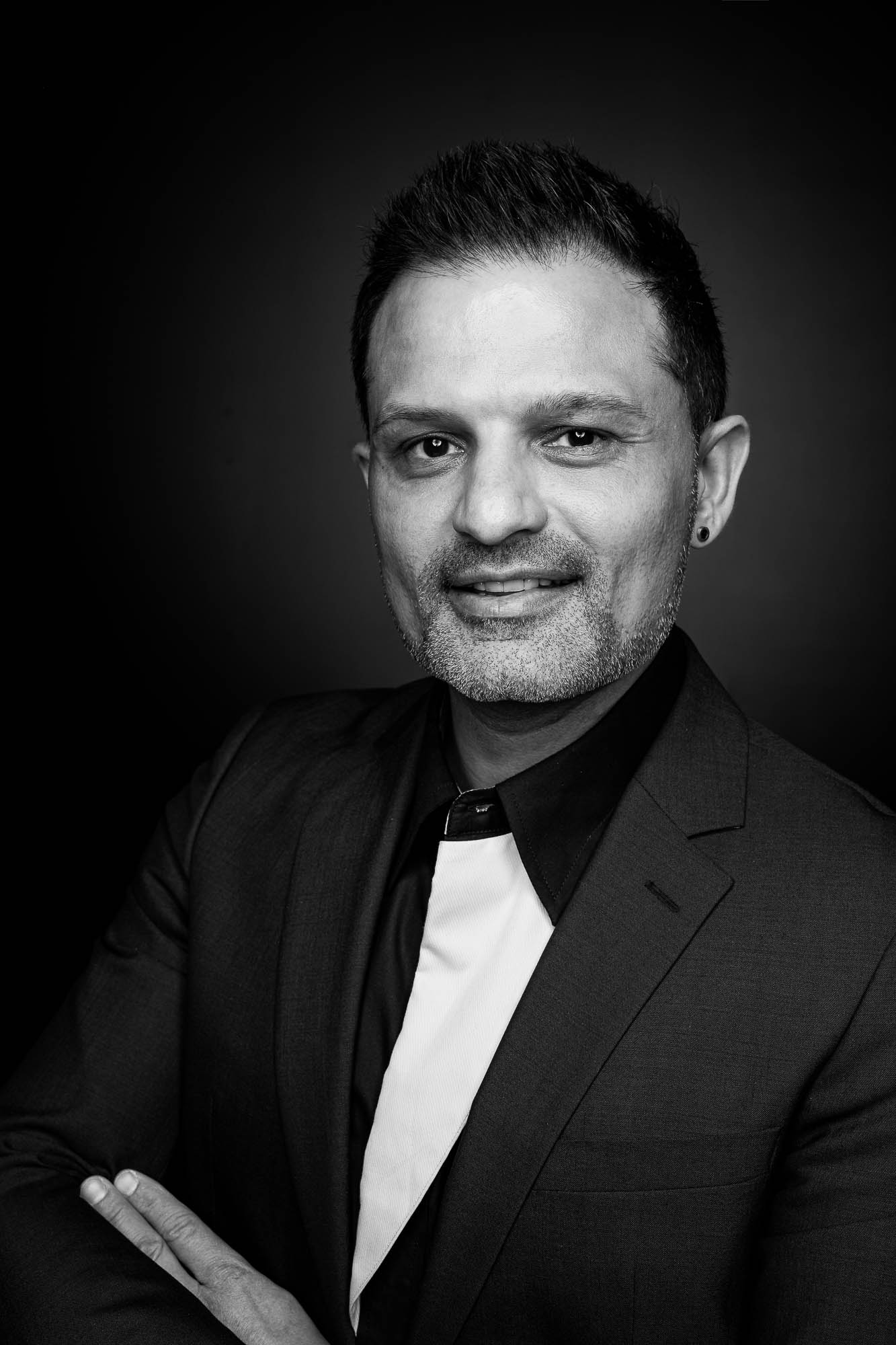 Export x3 Headshot  06159 Dez 01 2019 Headshots 2019  Miro Nicole Nadine